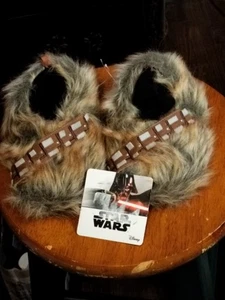 Star Wars & Lucas Films Chewbacca Kid's Slippers NIP  M7-8 - Picture 1 of 6