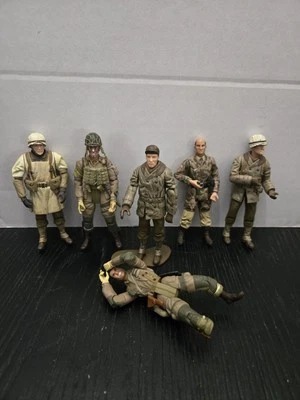 1:18 21st Century Toys Ultimate Soldier WWII US And German Action Figure Lot - Image 1 of 4