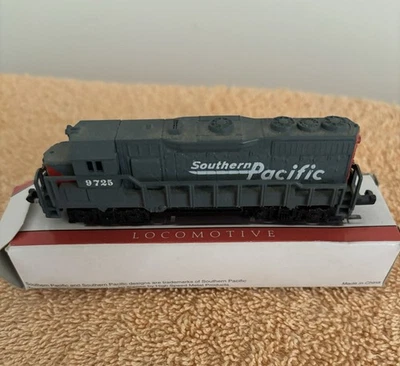 Southern Pacific Locomotive N-Scale 9725 Model Train High Speed #418 +FAST SHIP! - Image 1 of 4