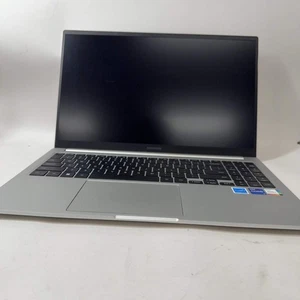 Samsung Galaxy Book3 NP750XFG 15.6" i7-1355U 2.3GHz 16GB RAM 512GB SSD - Imagen 1 de 8