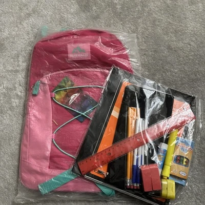 рюкзак трейлер школьные принадлежности в комплекте  - Изображение 1 из 3