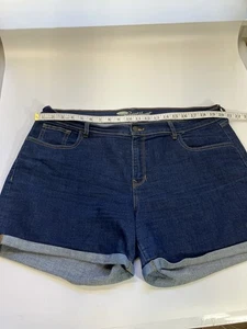 Old Navy Women’s The Sweetheart Denim Medium Wash Shorts Size 16 - Picture 1 of 8