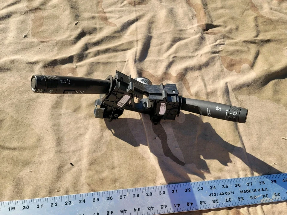 2010-2015 雪佛兰 CAMARO WIPER & TURN 信号开关 25991660 25991658 — 第 1/4 张图片