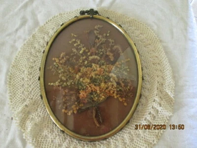 CADRE MEDAILLON REGULE VERRE BOMBE FLEURS SECHEES A RESTAURER - Photo 1/4