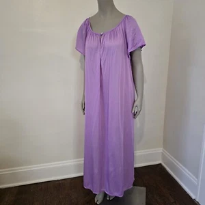 ILGWU Unionmade Purple Flutter Sleeve Full Length Nylon Nightgown B6-B8 Keyhole - Picture 1 of 14