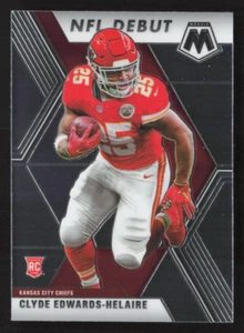 Tarjeta de radiocontrol Clyde Edwards-Helaire 2020 Panini Mosaic NFL debut base #266 Chiefs - Imagen 1 de 2