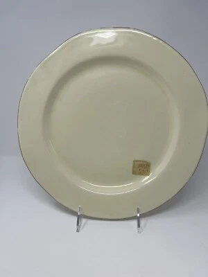 Plato de cena Vietri Crema de 12 pulgadas de gran tamaño. Chip pequeño Foto 1 de 4