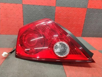 Nissan Altima 2008-2013 2 puertas CPE LH lado del conductor luz trasera lámpara ¡Bonita! Foto 1 de 4