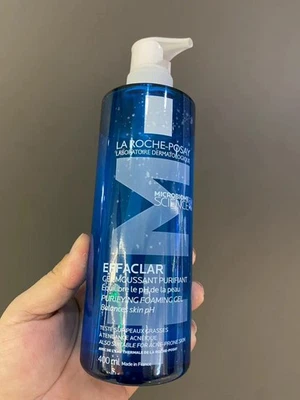 La Roche Posay Effaclar Purifying Foaming Gel 400ml for Oily Sensitive Skin - Image 1 of 3