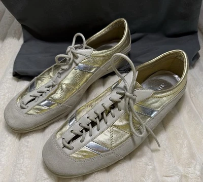 Zapatillas deportivas con cordones metálicas doradas talla 8 aerosoles elegantes para mujer Foto 1 de 4