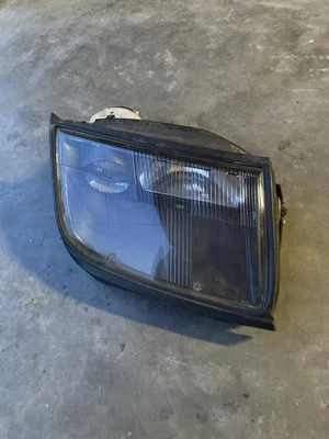 90-96 Nissan 300zx Z32 Headlight Assembly OEM R/H Passenger Side - Image 1 of 3