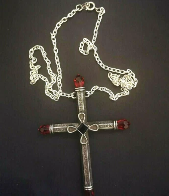 Ciondolo Croce Sepolcrale In Peltro ALCHEMY GOTICO - Immagine 1 di 2