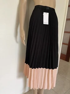Ladies Black And Pink Mid Length Skirt It’s New With Tags The Brand Is PREVIEW - Picture 1 of 2