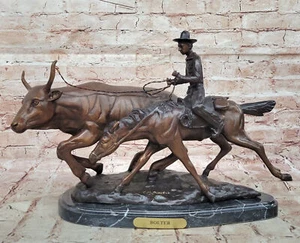 Sculpture by Fredrick Remington with its life like quality Bronze Sculpture Deal - Picture 1 of 10