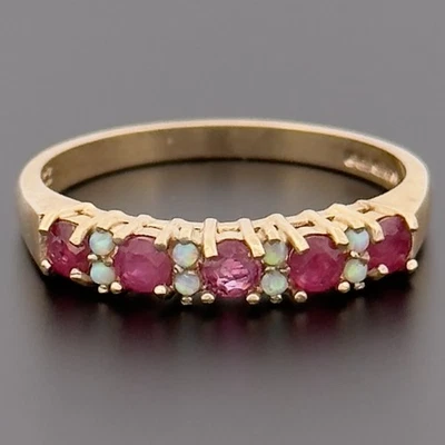 Hallmarked 9ct Yellow Gold Ruby & Opal Eternity Ring Size M 1/2, O 1/2, P 1/2 - Image 1 of 4