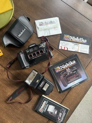 Cámara Nishika N8000 3D 35 mm con 4 lentes Foto 1 de 4