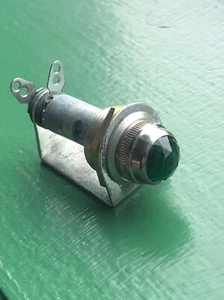 Stewart Warner GREEN faceted lens dash gauge panel light Hot Rod 5/8 - Picture 1 of 4