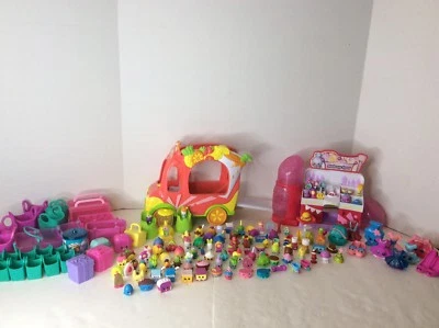 ENORME Lote de 190 piezas Moose Shopkins Incluye Figuras Juegos Cestas Bolsas Decoración de Pared Foto 1 de 4