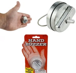 Buzzer Alegría Mano de Metal - Golpe Agitador Broma Práctica Mordaza Broma Encuaderno - Imagen 1 de 3
