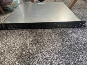 Dell OEM Celeron SWP CN-0CP470 Server Rack 160GB HHD 512MB Ram - Picture 1 of 10