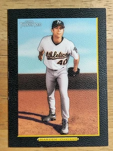 Topps Turkey 2005 rojo negro #28 Rich Harden (excelente) - Imagen 1 de 2