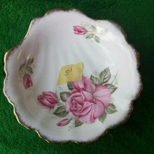 Vintage Imperial Finest Bone China Saucer Red Roses Made In England 5" - Picture 1 of 4