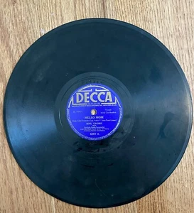 Bing Crosby 1942 10" 78 – Hello Mom / A Boy In Khaki - A Girl In Lace Decca 4367 - Picture 1 of 3