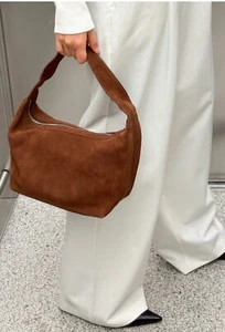 BOLSO PEQUEÑO DE GAMUZA CAMEL NA-KD ~ NUEVO SIN ETIQUETAS - Imagen 1 de 7