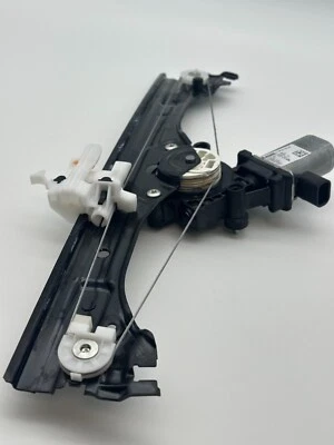 Genuine Window Regulator Right Fiat 500 500C Abarth 2007-2024 New | 5220460 - Image 1 of 4