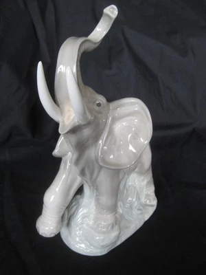 Trumpeting Elephant Figurine by Nao of Lladro - retired - image 1 of 4