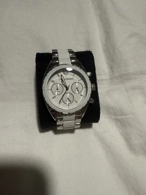 Reloj Hombre Empario Armani Blanco Con Correa Plateada Y Blanca AR-5940 Foto 1 de 4