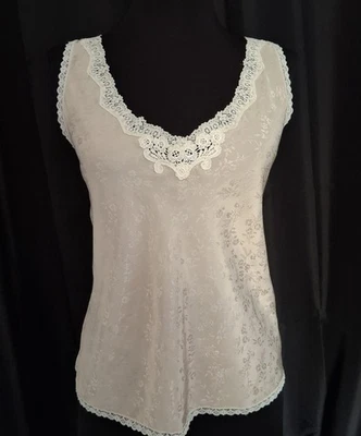 复古 80 年代 Barbizon 象牙色吊带内衣 尺寸 L/XL — 第 1/4 张图片