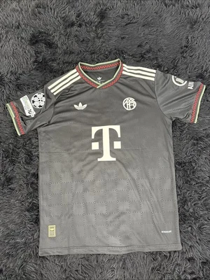 Bayern Múnich 25/26 Third Fans Version Harry Kane - Image 1 of 4