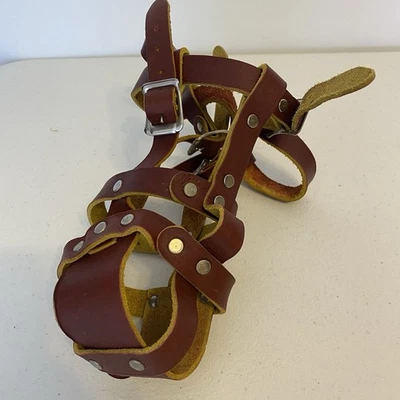 Bozal de cuero vintage construcción mediana ajustable hecho de cuero marrón grueso Foto 1 de 4