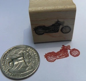 Sello de goma miniatura para moto P24 WM 0,4x0,9" - Imagen 1 de 2