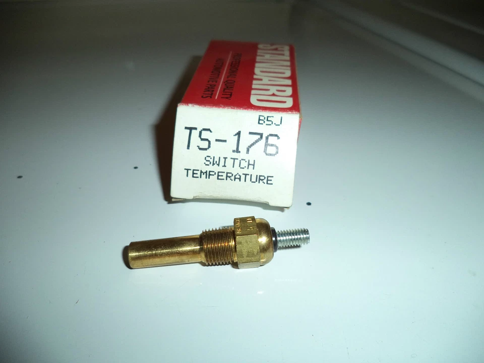 INTERRUPTOR DE TEMPERATURA TS176 84-95 CHRYSLER 84-95 DODGE PLYMOUTH 84-96 CAMIÓN DODGE Foto 1 de 1