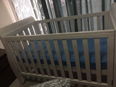 Baby Cot Bori - image 1 of 4