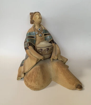 Escultura de cerámica nativa americana Terry T. L. Slonaker mujer navajo Arizona de colección Foto 1 de 4