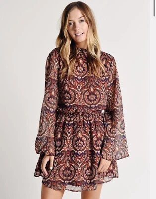 Cupcakes And Cashmere 女式长袖花卉波西米亚风连衣裙,尺寸 M — 第 1/4 张图片