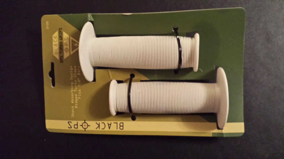 Empuñaduras de bicicleta Black Ops BMX Turbo - blancas Foto 1 de 1