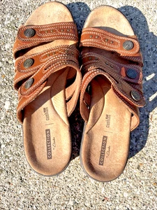 Clarks Collection Leisa Grace Comfort Sandals Brown Leather Slide Slip-On | 9M - Picture 1 of 13