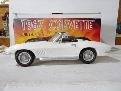 Jim Beam IAJBBSC White 1967 Corvette 427 Decanter Limited Edition Only 50 Made - Image 1 of 4