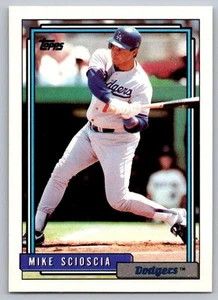 1992 Topps Mike Scioscia Los Angeles Dodgers #13 - Picture 1 of 2