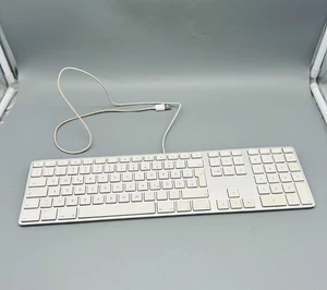 Klawiatura Apple Keyboard A1243 QWERTY USB biała - Zdjęcie 1 z 3