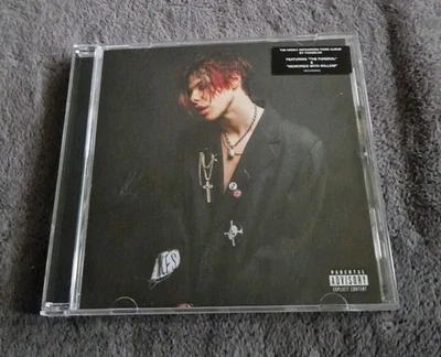 Yungblud  - Yungblud - CD - Top - Ansehen  - Bild 1 von 3