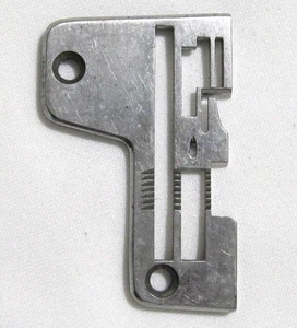 Genuine RIMOLDI 290 114/1 Throat Stitch Needle Plate for Overlock Sewing Machine - Picture 1 of 3