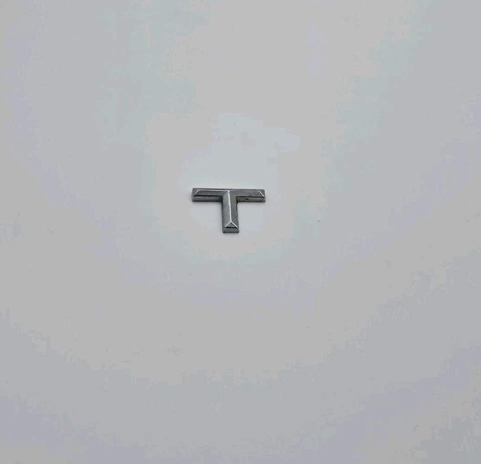 AUDI A4 1996-2000 1.8T LETRA SÍMBOLO SIGNO LOGOTIPO INSIGNIA EMBLEMA OEM Foto 1 de 3