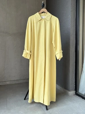 Gabardina Burberry Nova Check amarilla para mujer talla 4 Barberrys’ Foto 1 de 4