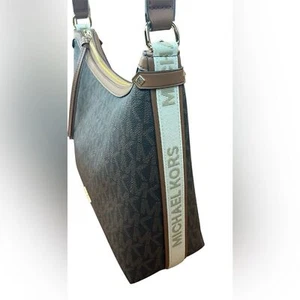 Neu Michael Kors Hobo-Tasche Schultertasche Maeve Logo groß braun hellbraun gefüttert - Bild 1 von 13