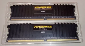 8GB (2 x 4GB) DIMM Desktop Memory RAM DDR4-2400 Corsair CMK8GX4M2A2400C16 2018 - Picture 1 of 7
